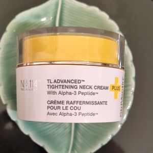 Tightening Neck Cream